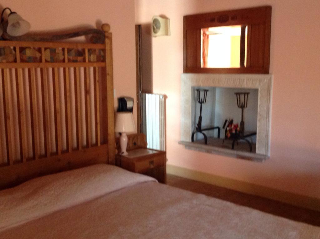 Agriturismo San Bartolomeo Montecchio  الغرفة الصورة